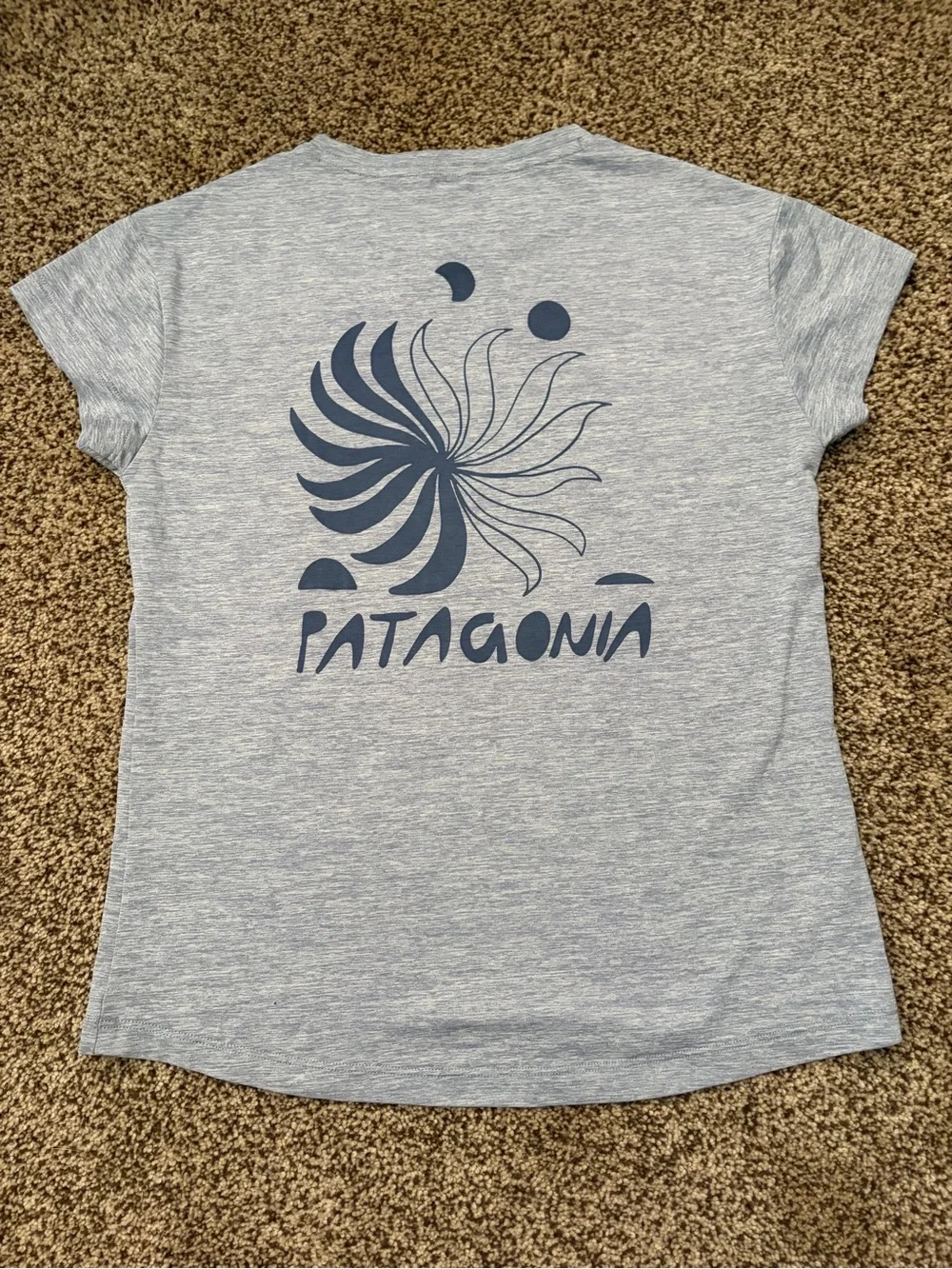 Patagonia Girls Size L (12) Heather Purple Graphic Tee